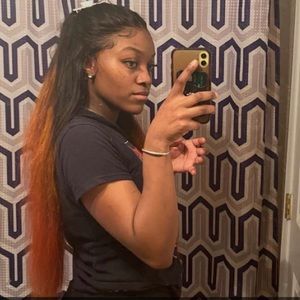 Meet your Posher, Lala